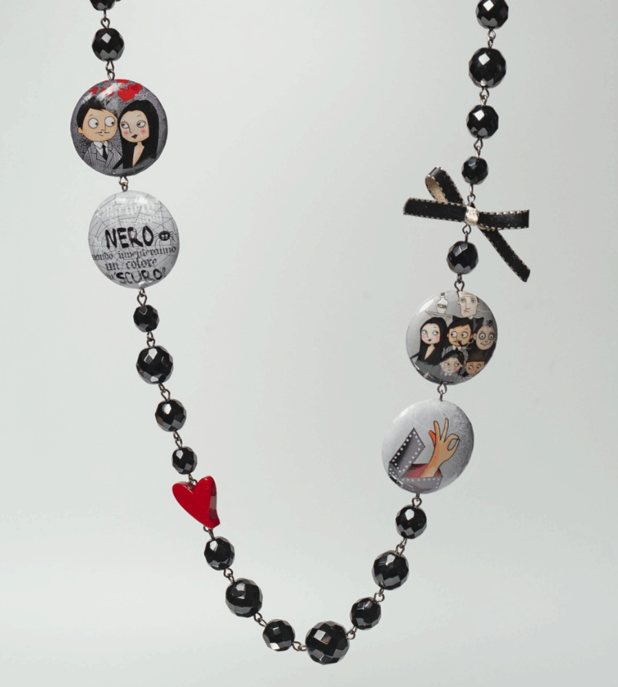 Collana “La Famiglia Addams” by Anna Lodi