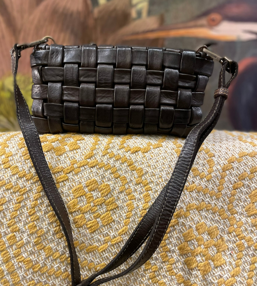 Borsa a tracolla BS817 color testa di moro con intreccio by Bayside