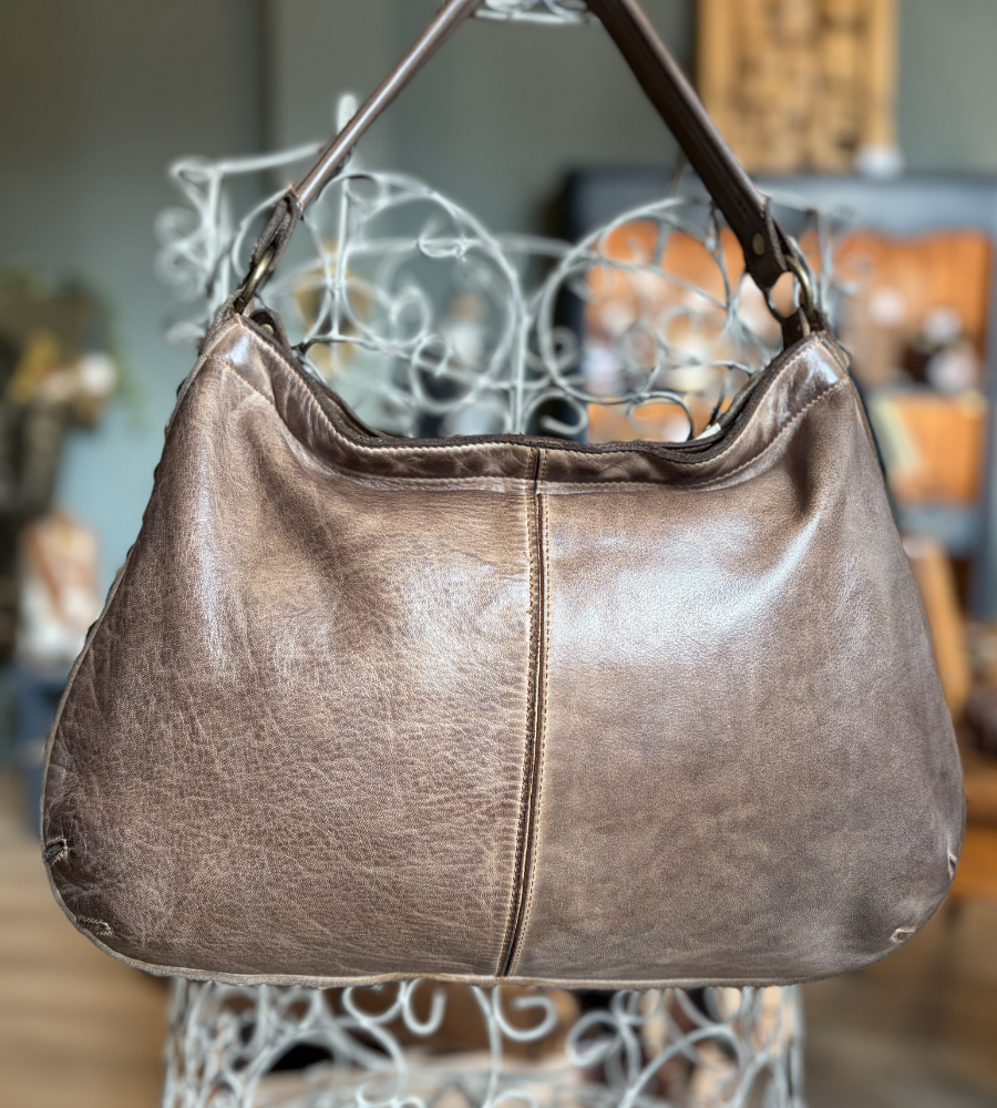 Borsa a sacca in pelle con borchie Bayside BS324 ROCK