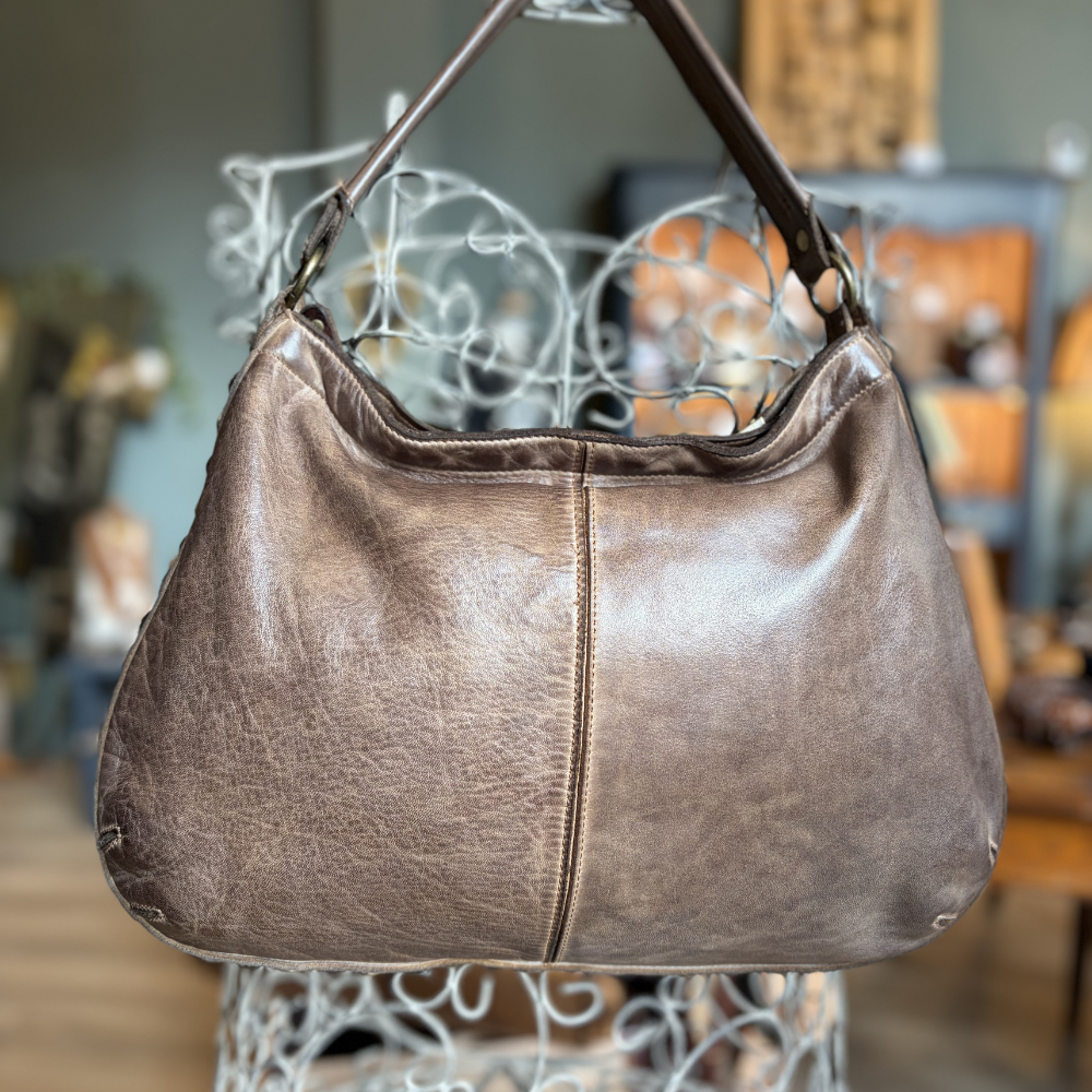 Borsa a sacca in pelle con borchie Bayside BS324 ROCK