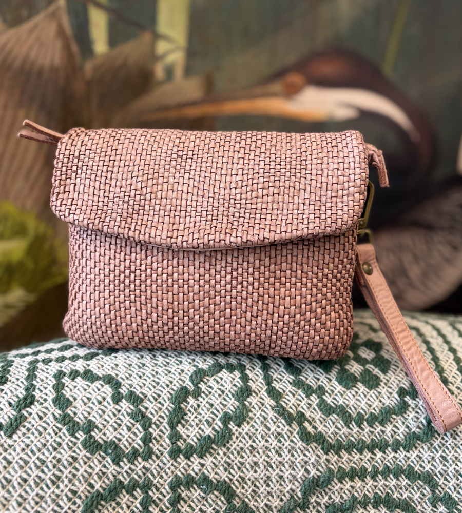 Pochette in pelle intrecciata rosa BS760 by Bayside