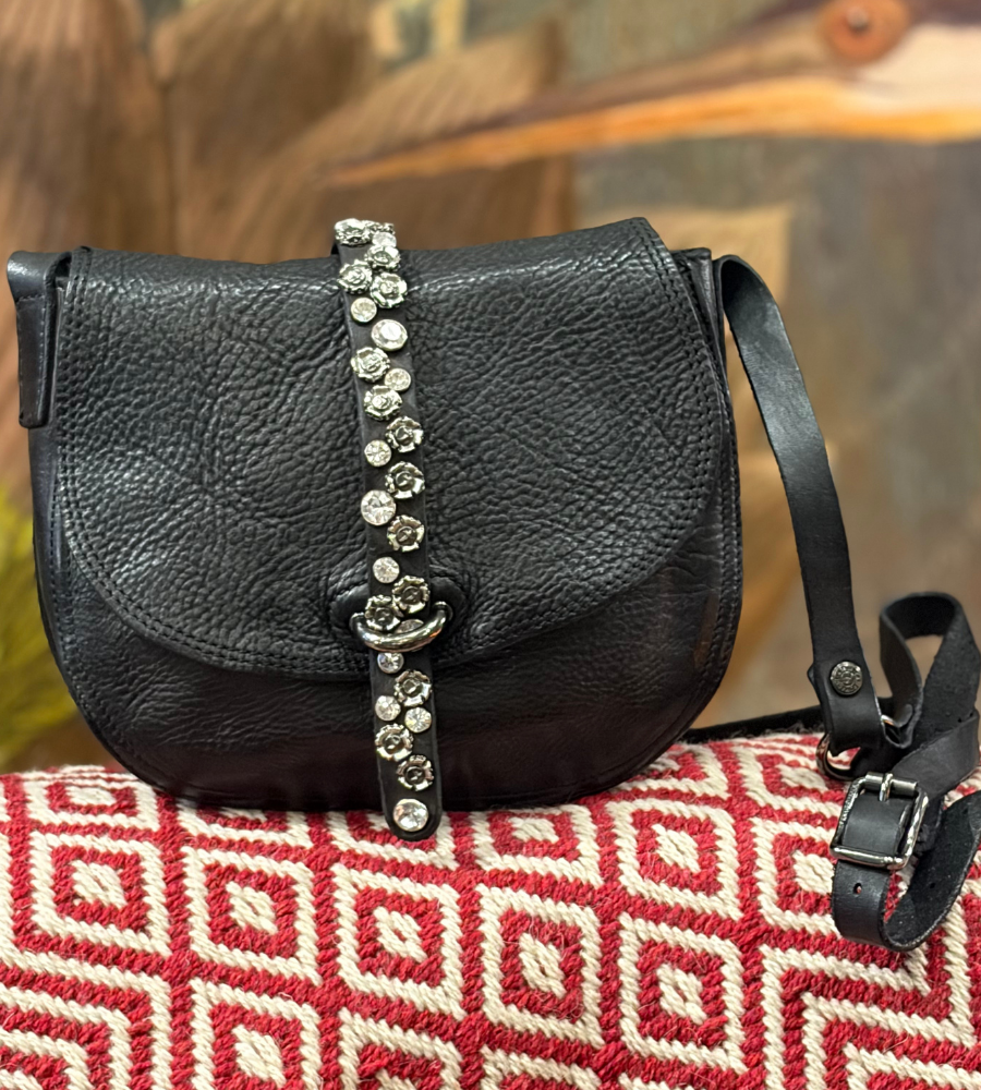 Borsa Campomaggi Linda Bella di Notte Nera – Tracolla in Pelle di Vacchetta
